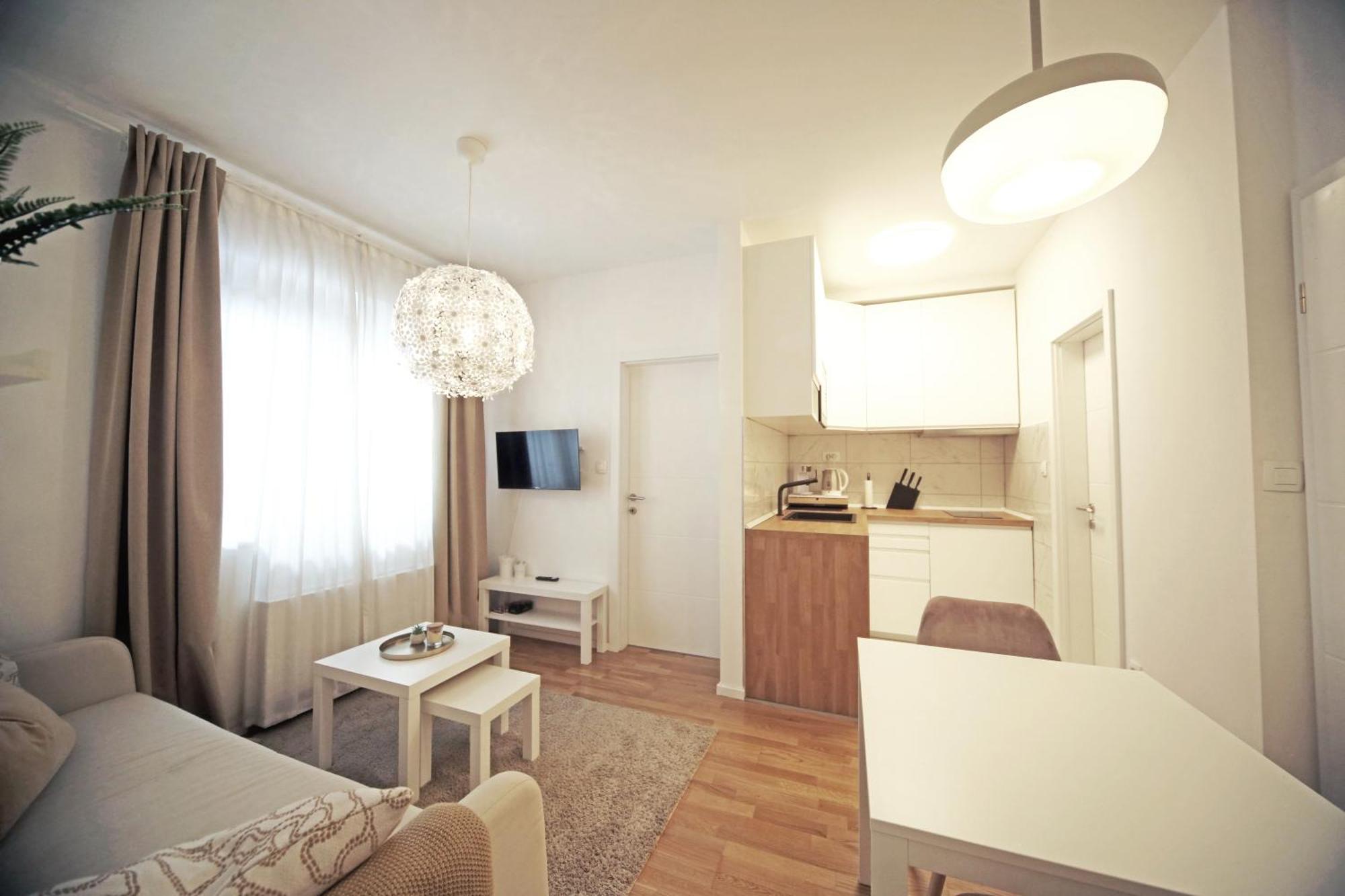 Apartment Fala - Self Check-In 0-24, Fast Wi Fi, City Center 자그레브 외부 사진