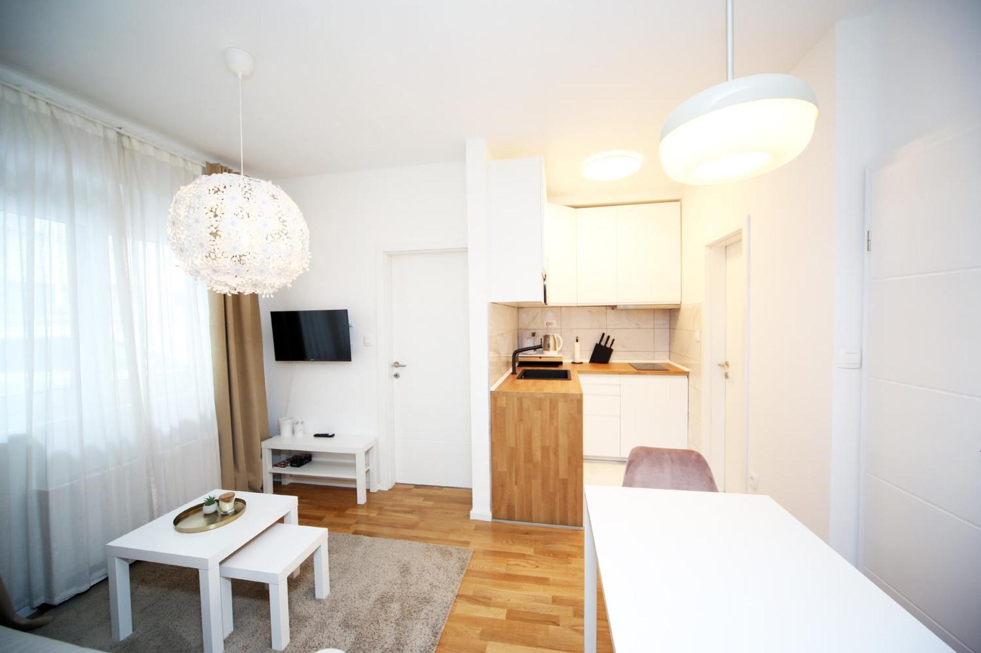 Apartment Fala - Self Check-In 0-24, Fast Wi Fi, City Center 자그레브 외부 사진